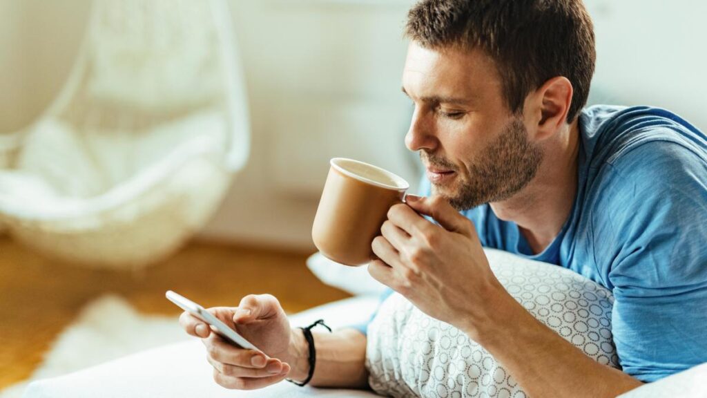 Combate el insomnio: Dile adiós a la soda y el café