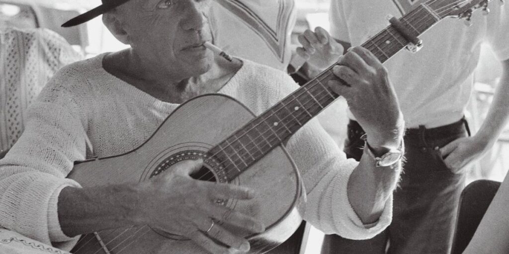 Descubre el arte sonoro de Picasso: escucha sus instrumentos únicos