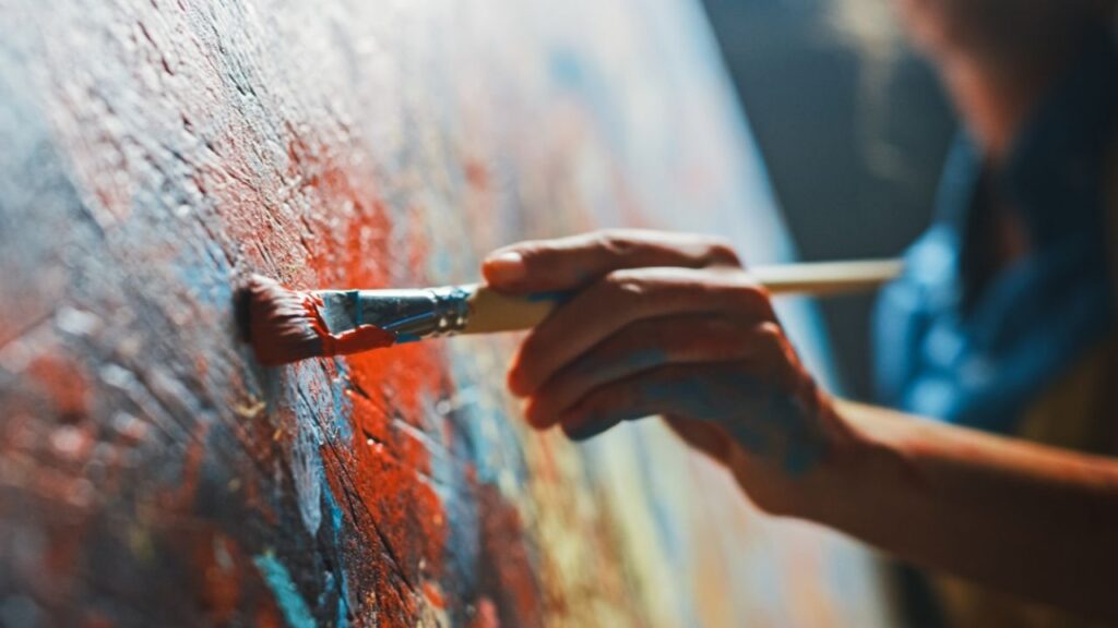 Descubre el significado de los sueños de pintura que se deshace