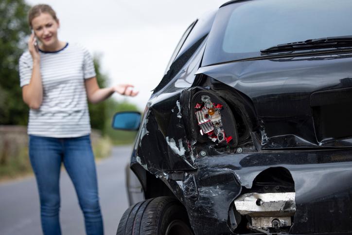 Descubre el significado detrás de soñar con un accidente de auto