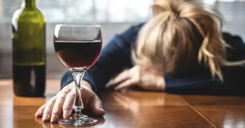 Desvelado por el vino tinto: descubre por qué afecta tu sueño