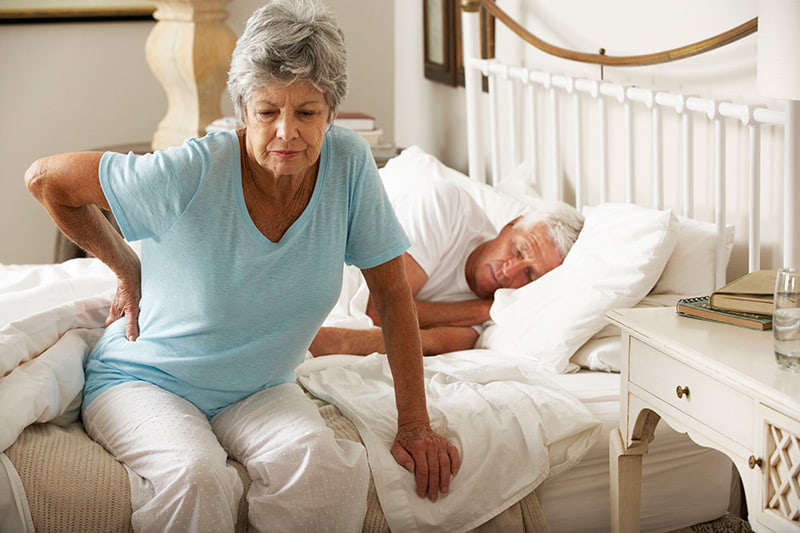Dormir bien: clave para la salud en adultos mayores