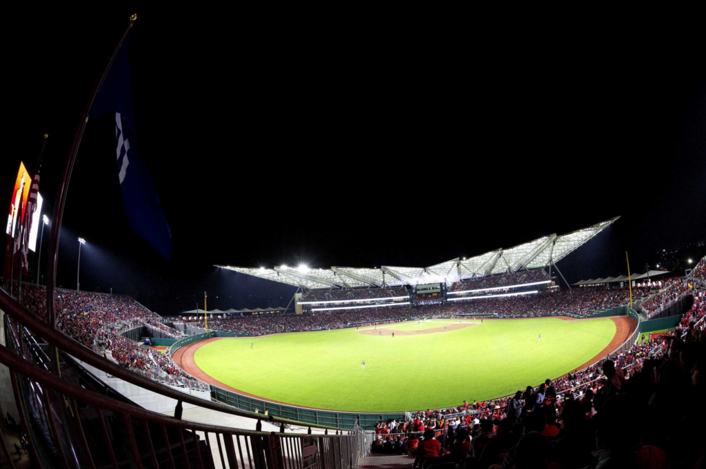 El Muro de los Sueños: Descubre el legendario Estadio San Bernardino