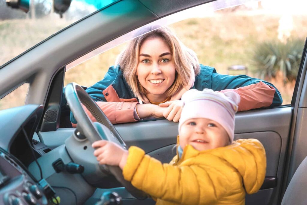 El sueño más común: conducir con tu hijo en el coche