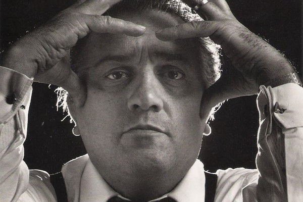 ¡Fallo del Premio y Fellini se unen a Picasso en premiación literaria!