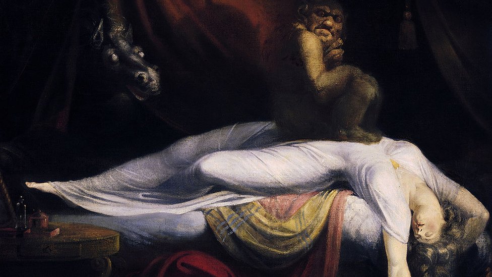 Fantasmas nocturnos: la causa detrás de tu insomnio