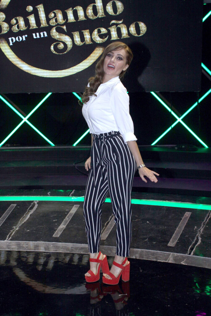 Jolette se luce en Bailando por un Sueño de la Academia