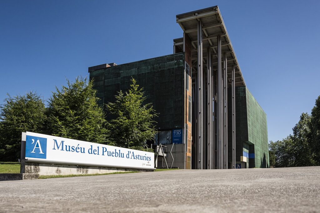 Museu del Pueblu d'Asturies: La Aldea Soñada en tus manos