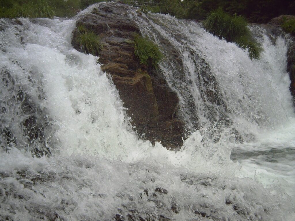 Río poético: el sonido que se convierte en mar