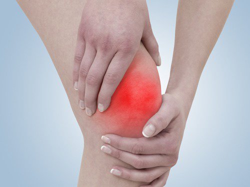 ¿Rodilla con sonidos extraños y gusanos? Descubre por qué aquí