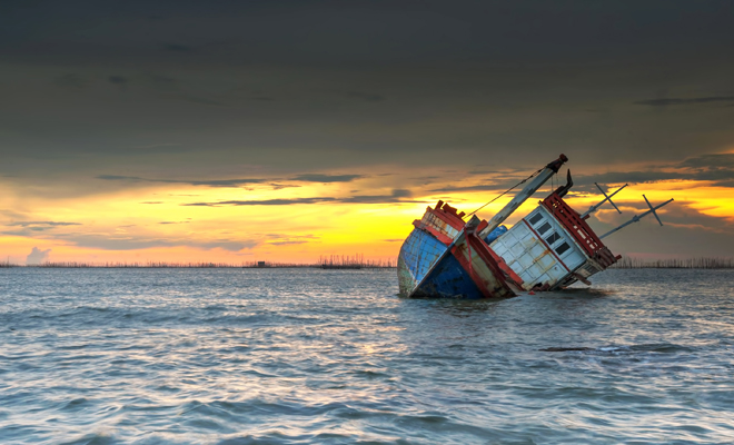 Salvación en el mar: sueño de un barco hundiéndose