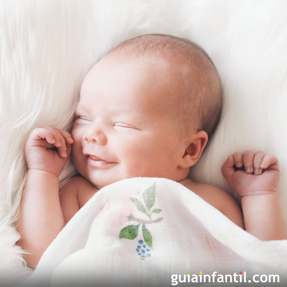 Sueña con su rostro de bebé y despierta con una sonrisa