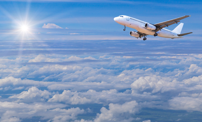 Sueña en grande: alguien te pilotea un avión en tus sueños