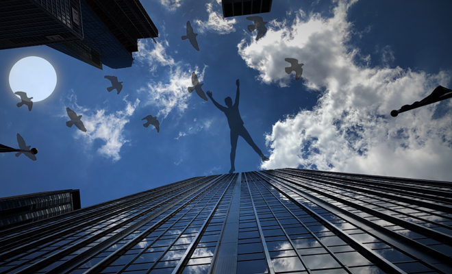 Sueño aterrador: persona cayendo de edificio