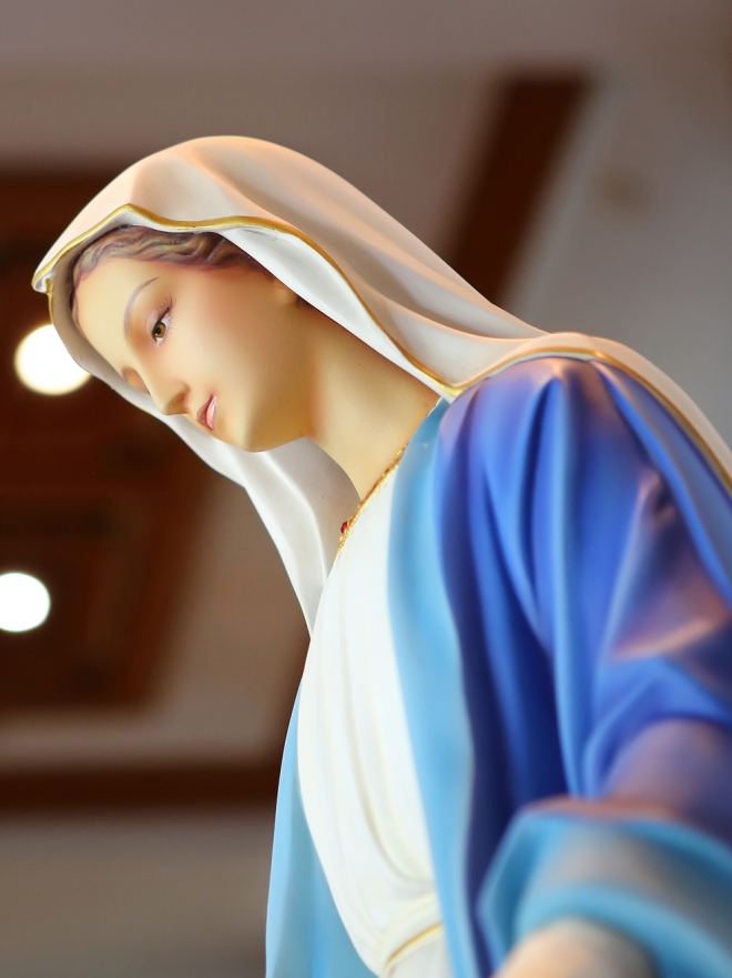Sueño con un altar de la Virgen: ¿Qué mensaje me está enviando?