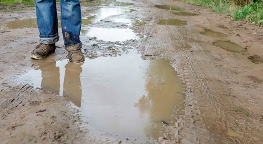 Sueños con agua de lluvia y lodo: ¿Qué significan?