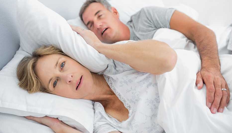 ¿Sufres de apnea del sueño? Descubre por qué puedes faltar el aliento