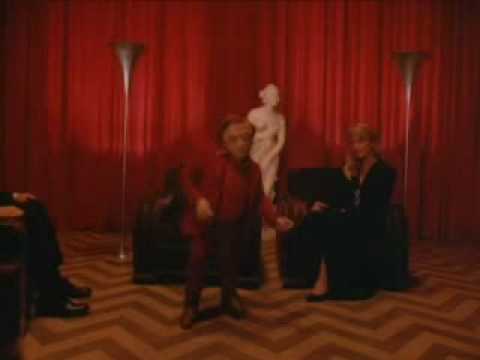 Twin Peaks: sueños y bailes del enano en una secuencia impactante